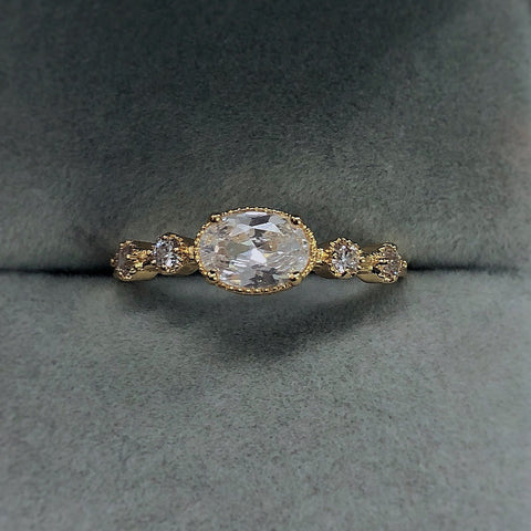 Minimalist Fashion Women’s Ring