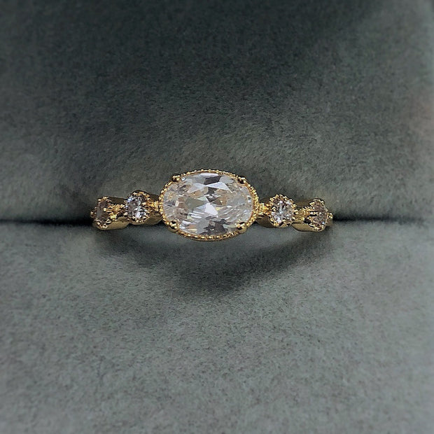 Minimalist Fashion Women’s Ring