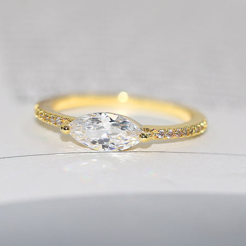 Minimalist Fashion Women’s Ring
