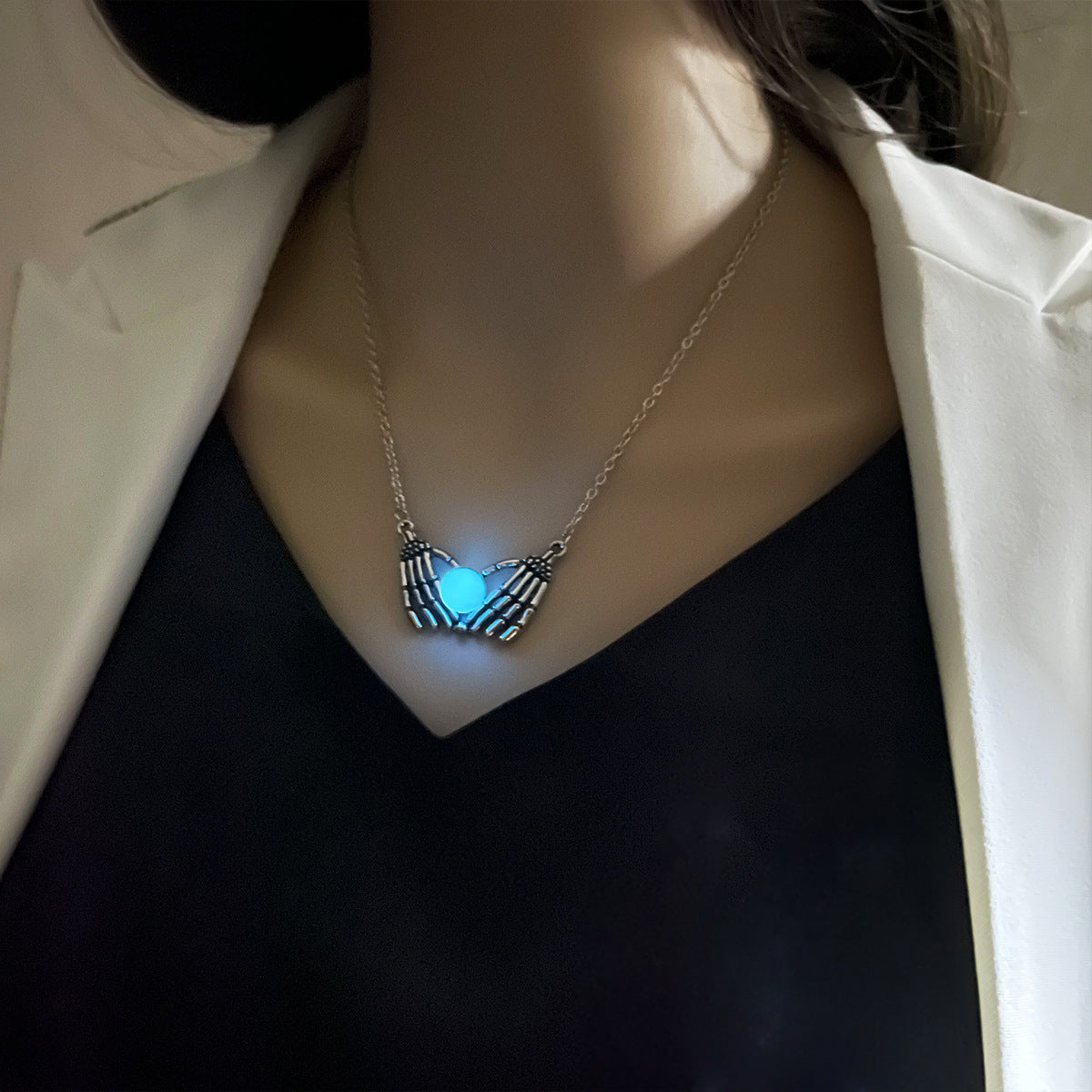 Glowing Skull Heart Necklace